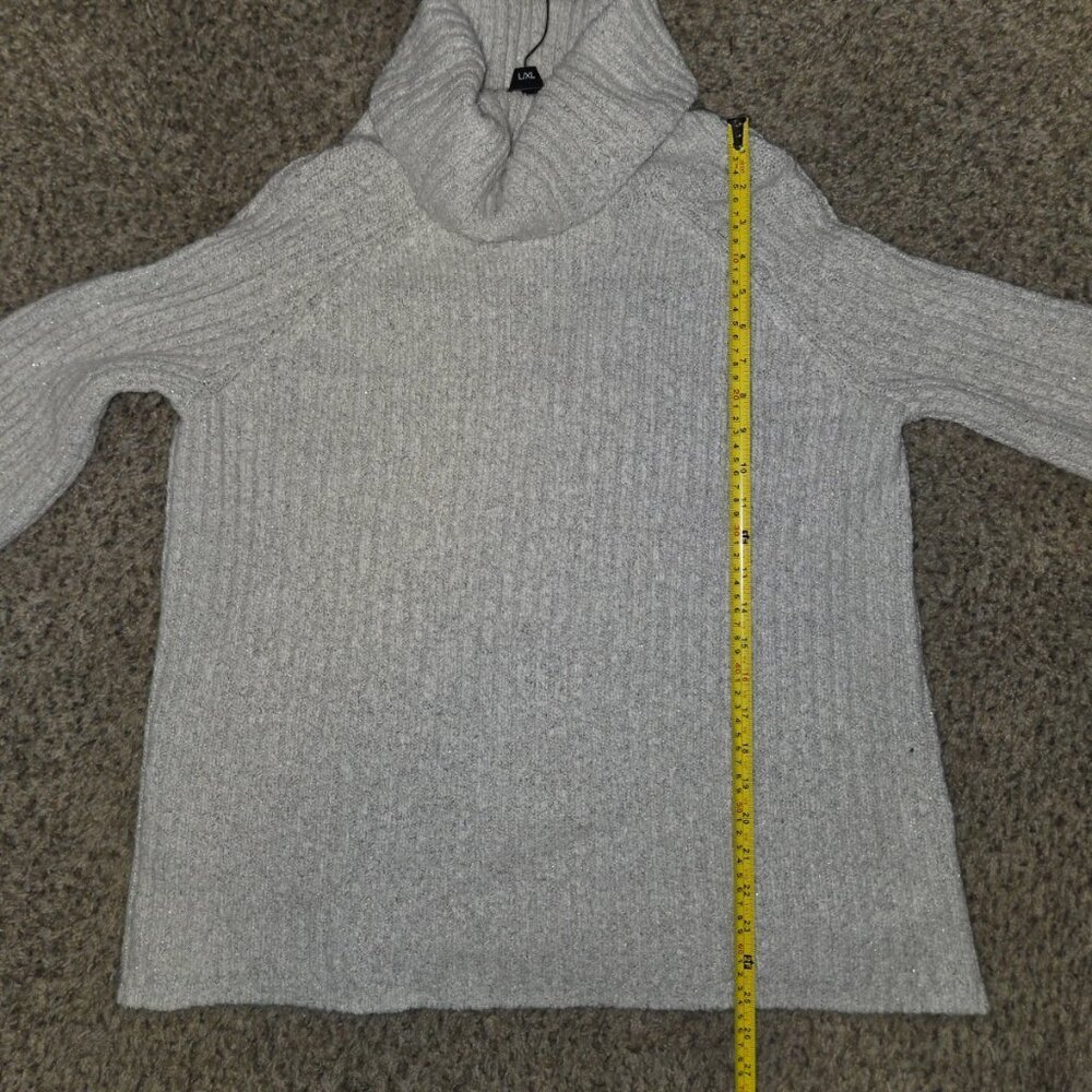 Simply Vera Wang Wind Chime Sweater XL Gray Silver Metallic Ribbed Turtleneck - Picture 6 of 7